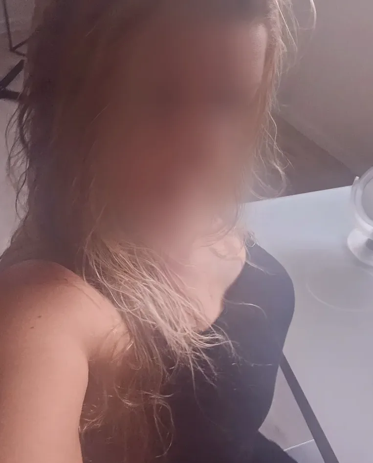 Julia, 31 años